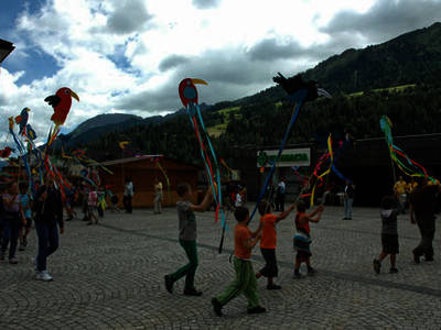 Gli smilzi spiccano il volo verso vicoli e piazzette