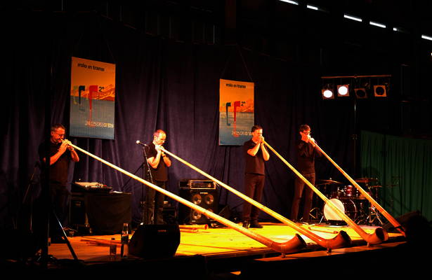 MYTHA :: Hans Kennel, Marcel Huonder, Philip Powell, Marc Unternährer, corni delle alpi e büchel MYTHA :: Hans Kennel, Marcel Huonder, Philip Powell, Marc Unternährer, corni delle alpi e büchel