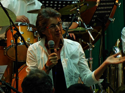 Fernanda Pedrina presenta il progetto di Airolo in transizione “Ricercar Gottardo”,  una composizione di Gianluigi Trovesi per la banda PuntSort